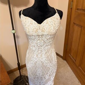 Lulu’s White Lace Dress